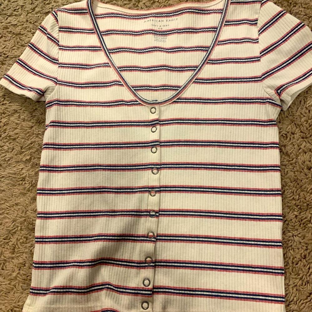 AMERICAN EAGLE button up top